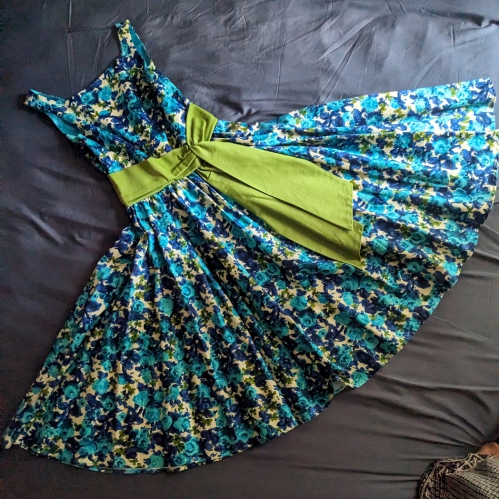 Blue & Green Floral Dress with Sash- Pinup Couture / pinupgirlclothing
